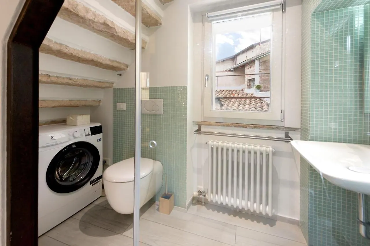 Flats4Rent Casa Tascherio Verona Apartment