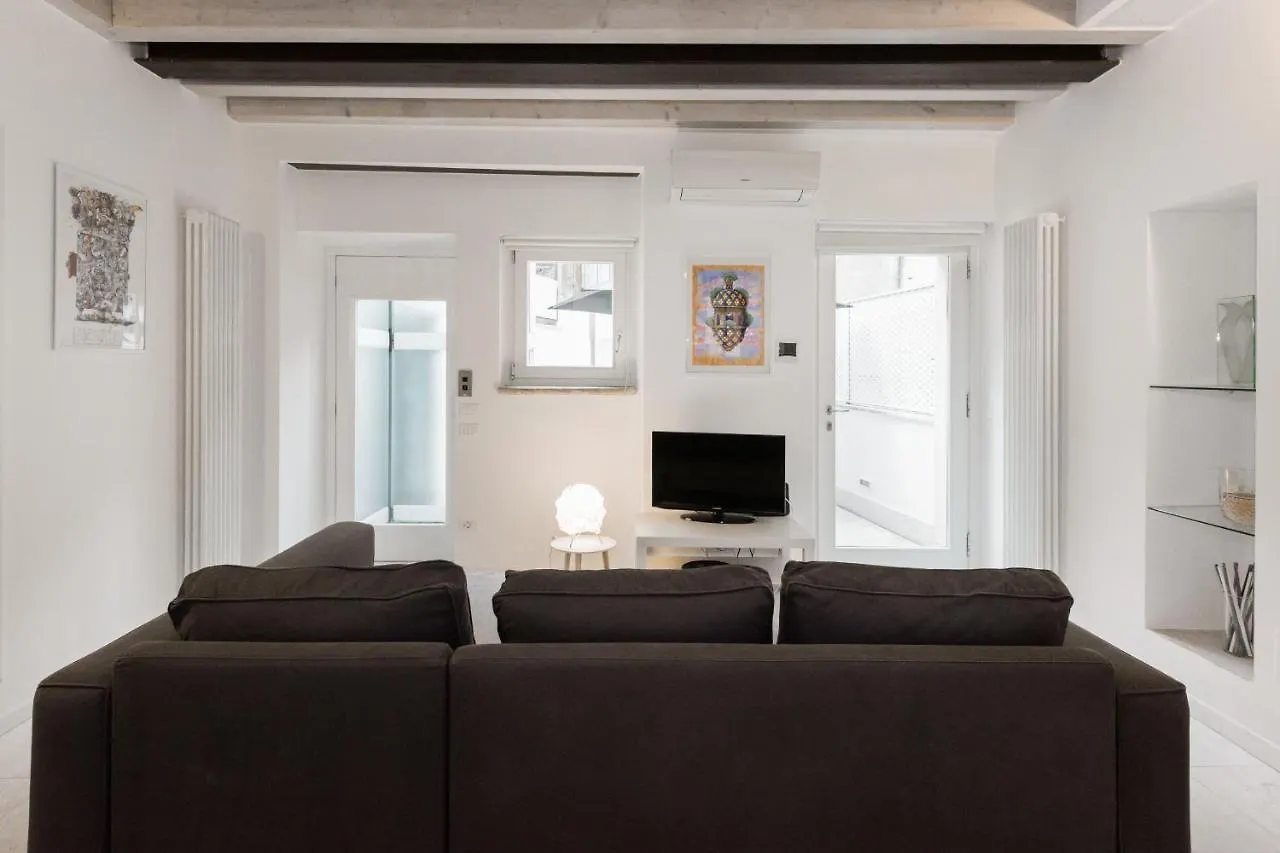 Flats4Rent Casa Tascherio Verona Italy